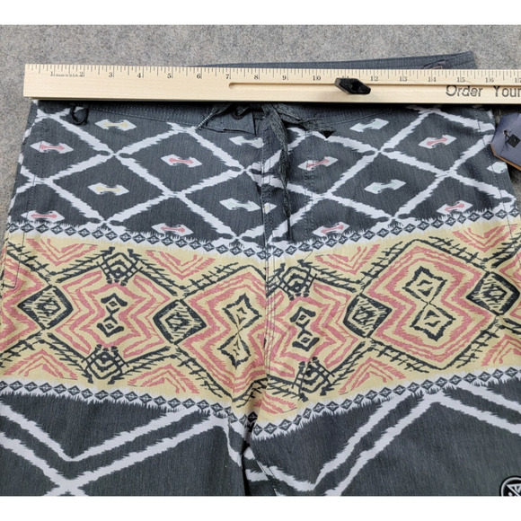 Roark Board Shorts Mens 30 Gray Yellow Geometric The Chiller Beni Outdoor Active - Picture 15 of 16
